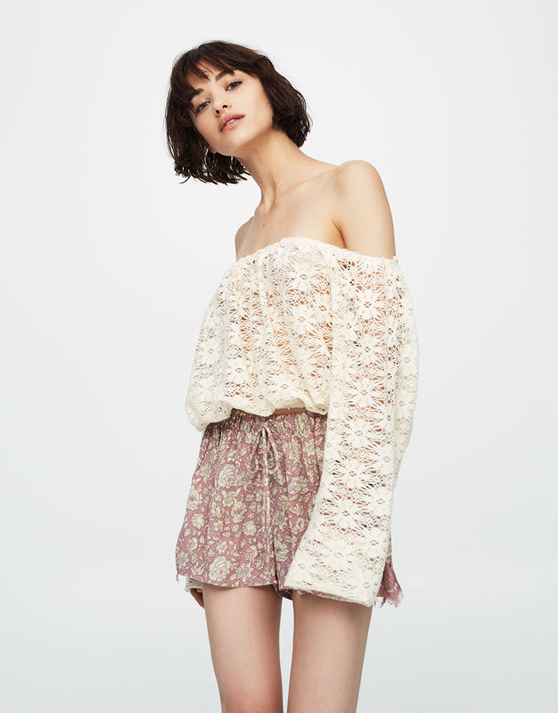 Crop Top Lengan Panjang