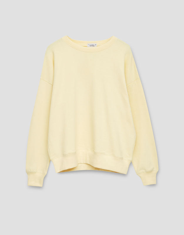 Sweatshirt with slogan on back